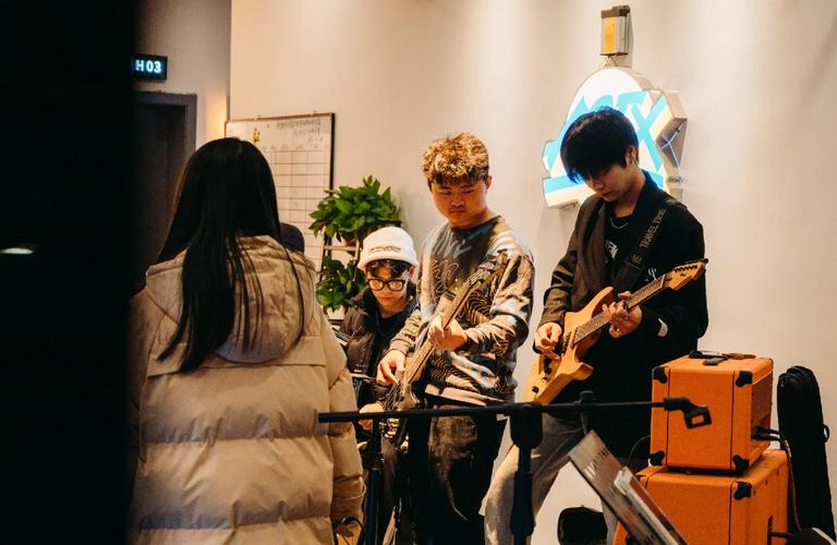 寻找最强LPL预测官，瓜分海量奖金池