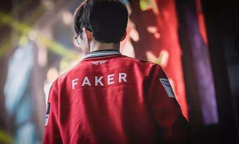 LOL官方公告：S15全球总决赛将在 China 举行；在北京／ Shanghai ／成都